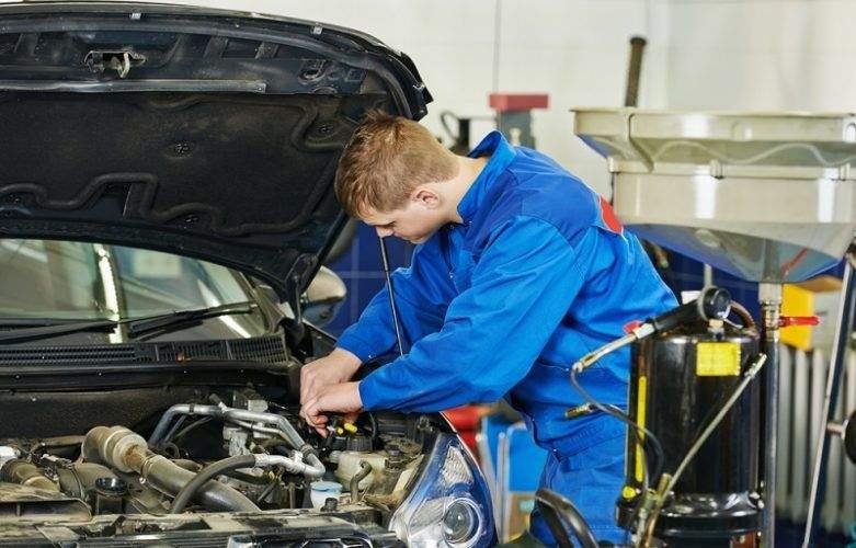 ollow When Hiring an Auto Mechanic