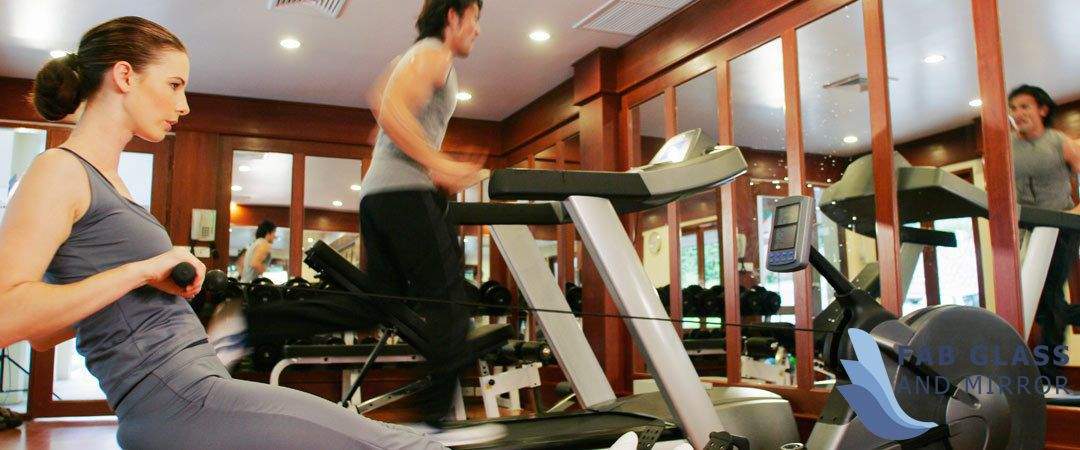 Can Large Gym Mirrors Effect on Your Physical Training and Exercise Results
