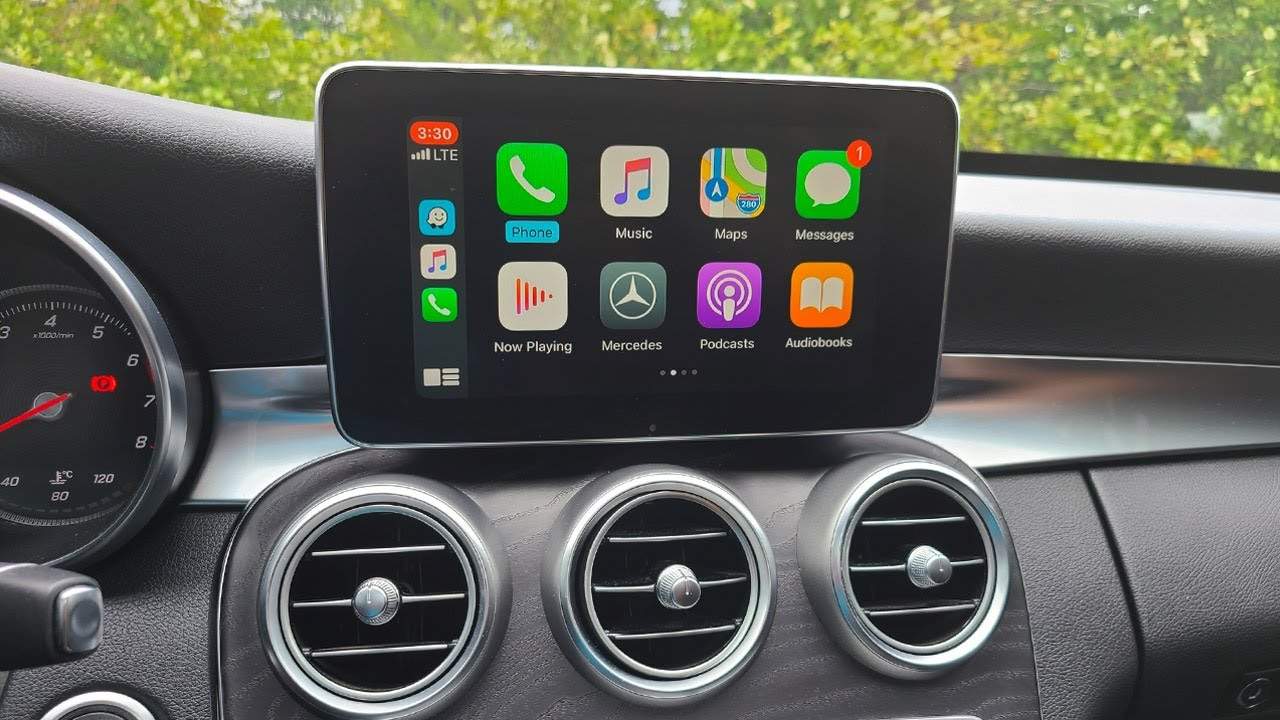 What Are The Benefits Of Installing A CarPlay Interface Yourself?