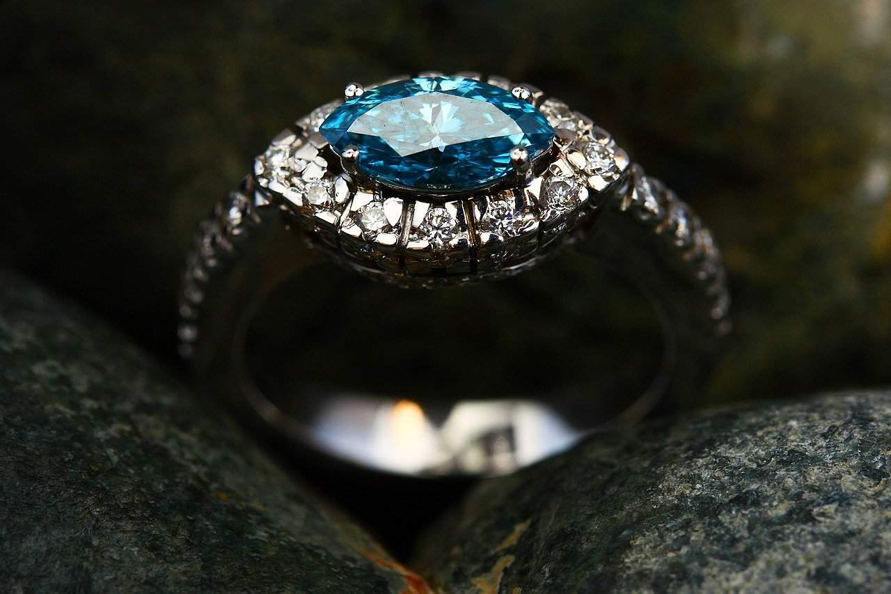 Surprise Your Loved Ones With a Beautiful Ring