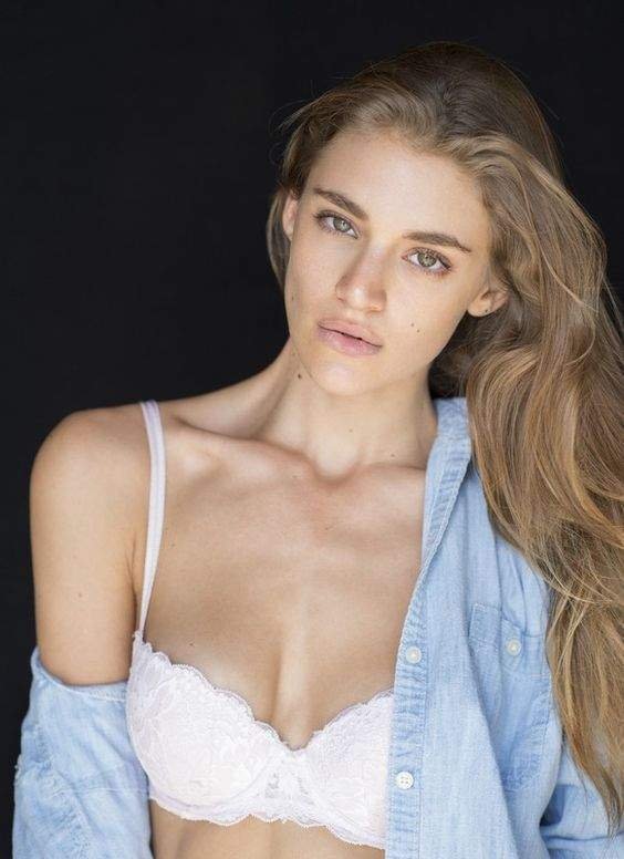 All about the Gal Yakir: Age, Career, Net Worth, Relationship